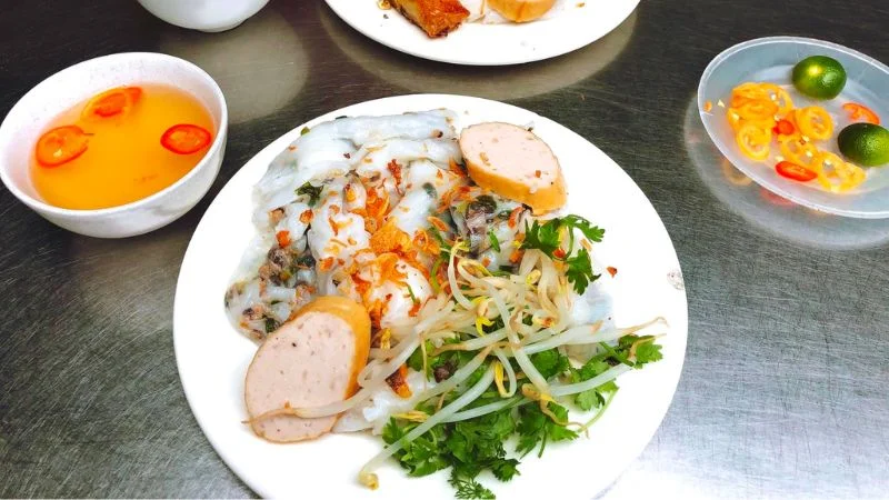 Ăn bánh cuốn có béo không?