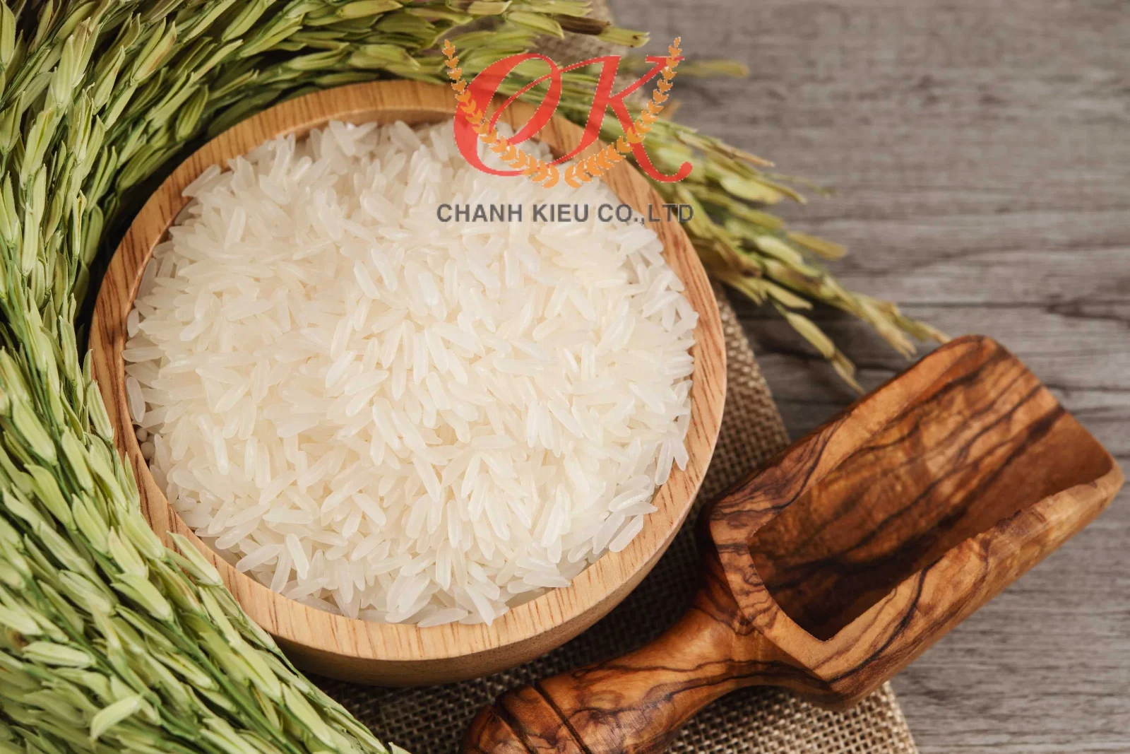 Có nên mua gạo vỉa hè