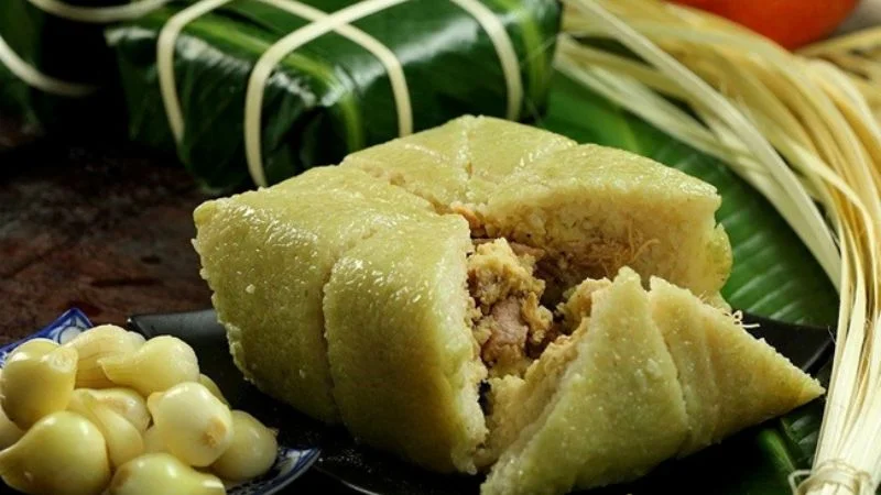 Bánh chưng có bao nhiêu calo? Ăn bánh chưng có béo không?